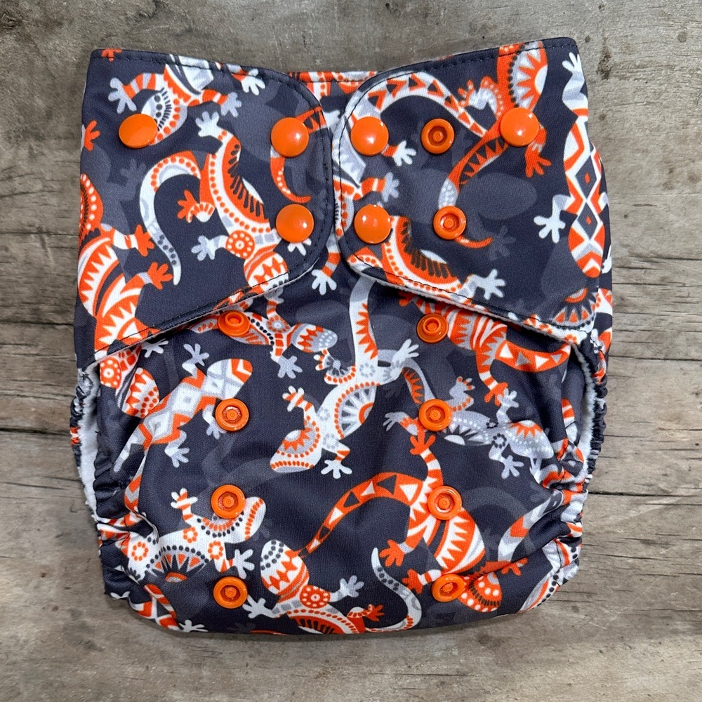 NEW Lalabye Baby Gecko Print Cloth Diaper Cover